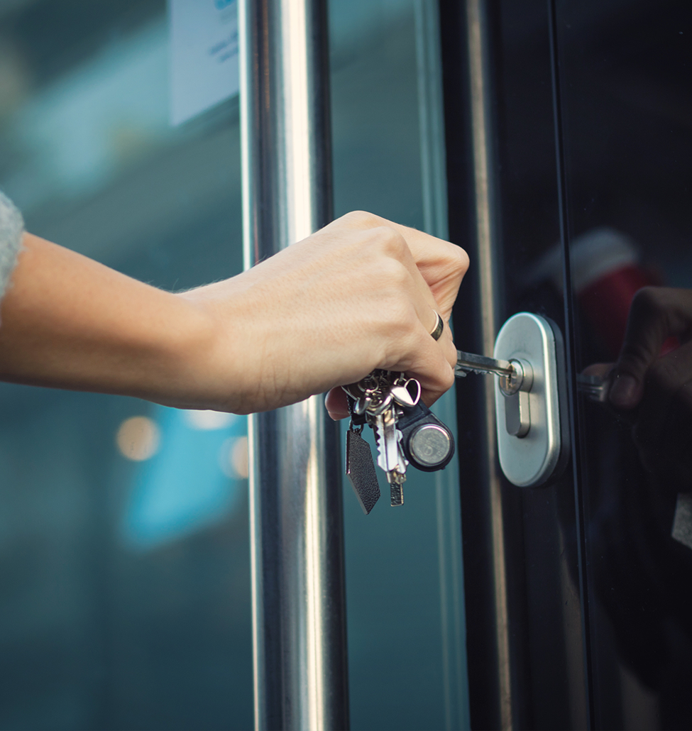 Understanding The Role Of Commercial Door Locksmiths In Minneapolis, MN